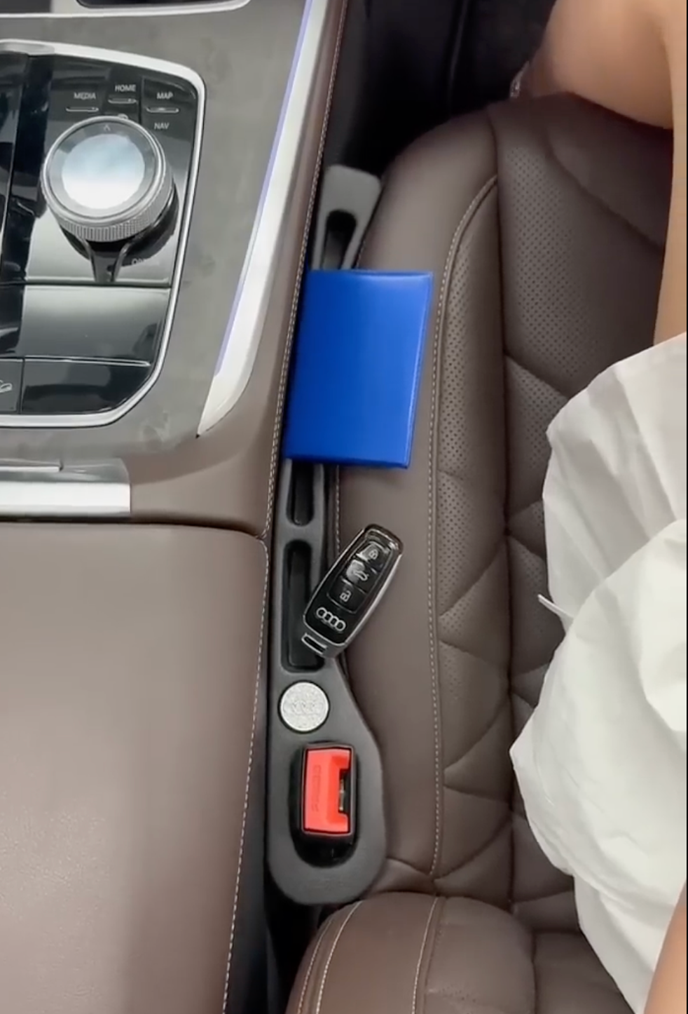 EVA Organizer™ - Car Seat Gap Filler